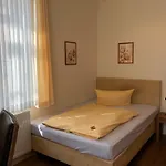 卡瓦利尔豪斯酒店 酒店