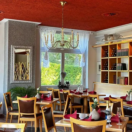 Hotel Im Kavalierhaus 3*