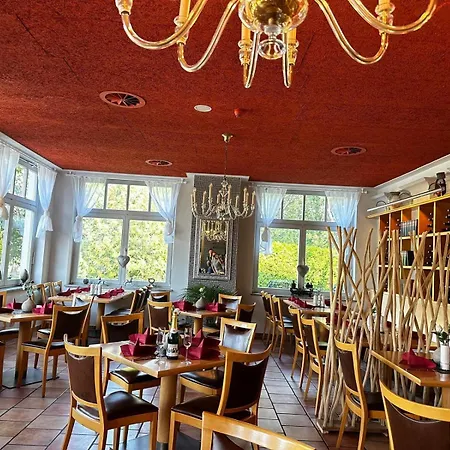 Im Kavalierhaus Machern