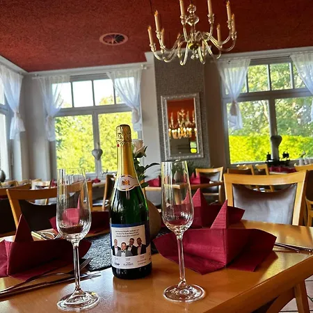 מלון Im Kavalierhaus