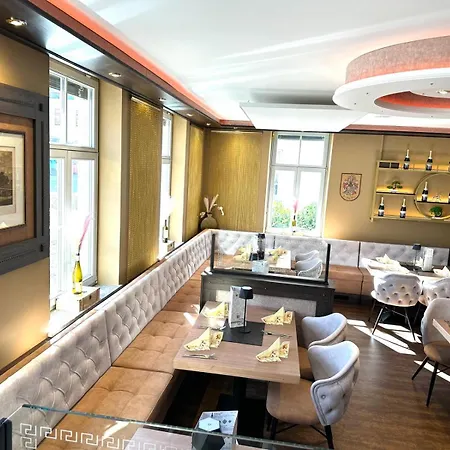 Im Kavalierhaus Machern