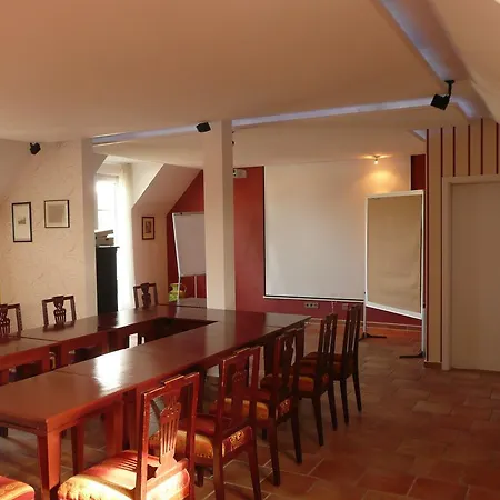 מלון Im Kavalierhaus 3*