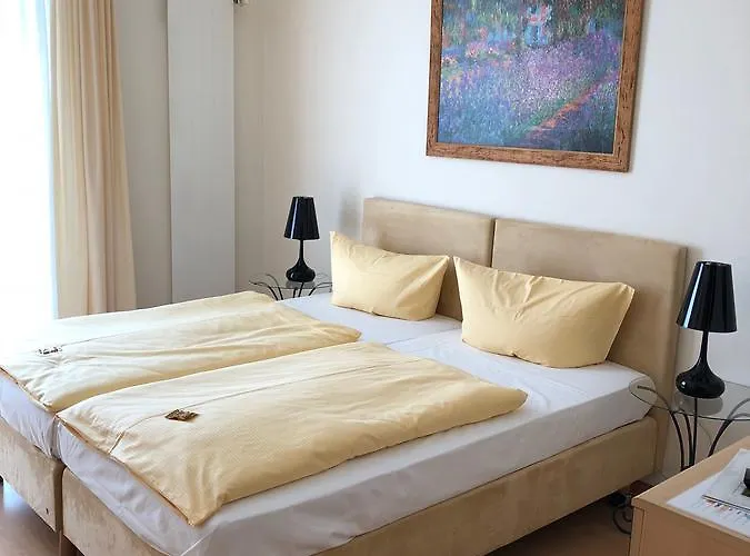 Hotel Im Kavalierhaus 3*